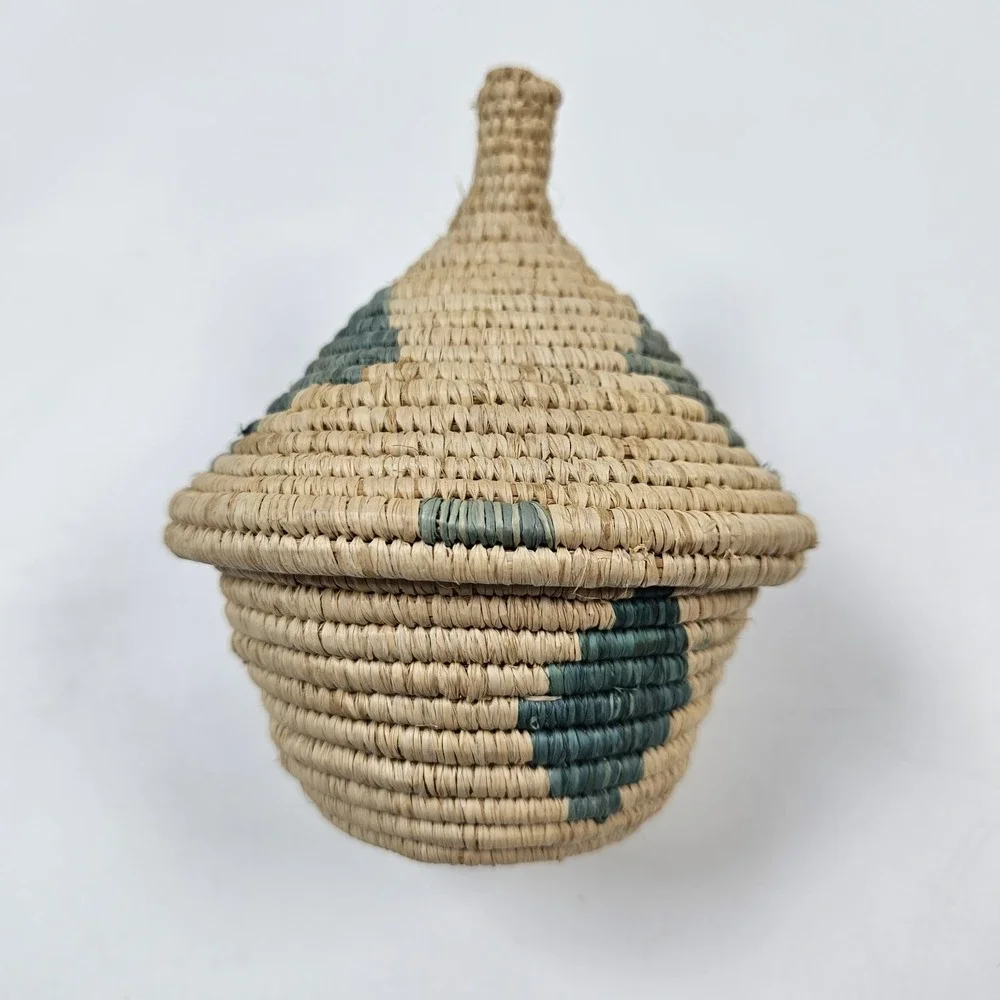 Lidded Basket Small Beige Green‎ Handwoven Boho Trinket Dish Decor Lid Tutsi